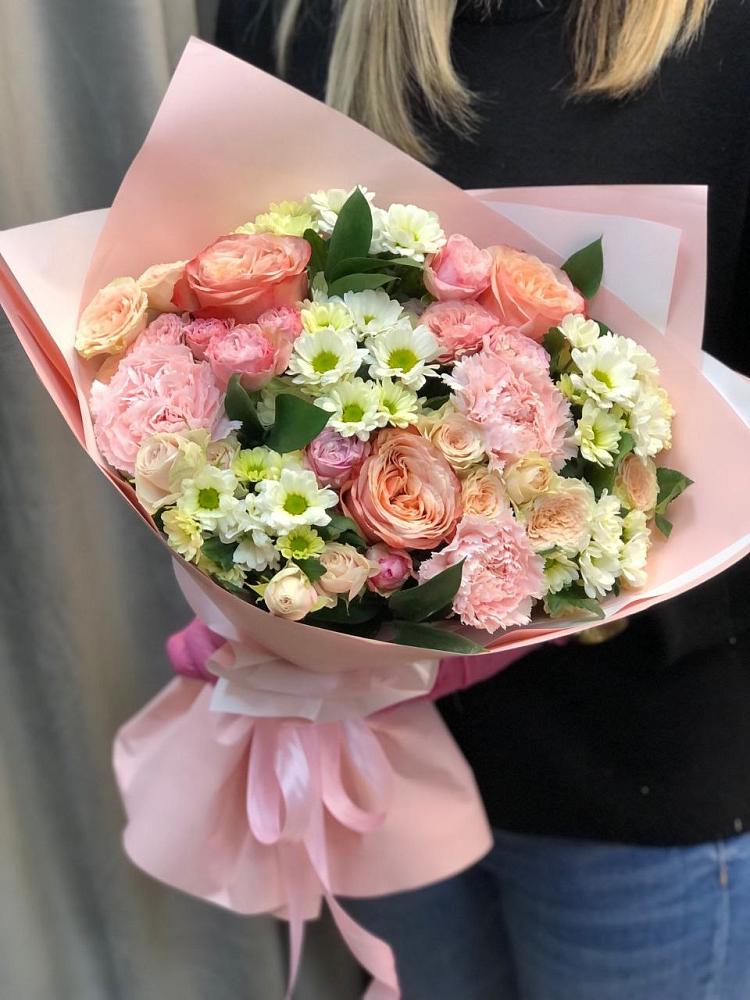 Букет цветов из: Гвоздики, Розы и Хризантемы в Красном Куте