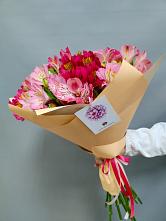 Букет цветов из:  Альстромерии в Красном Куте