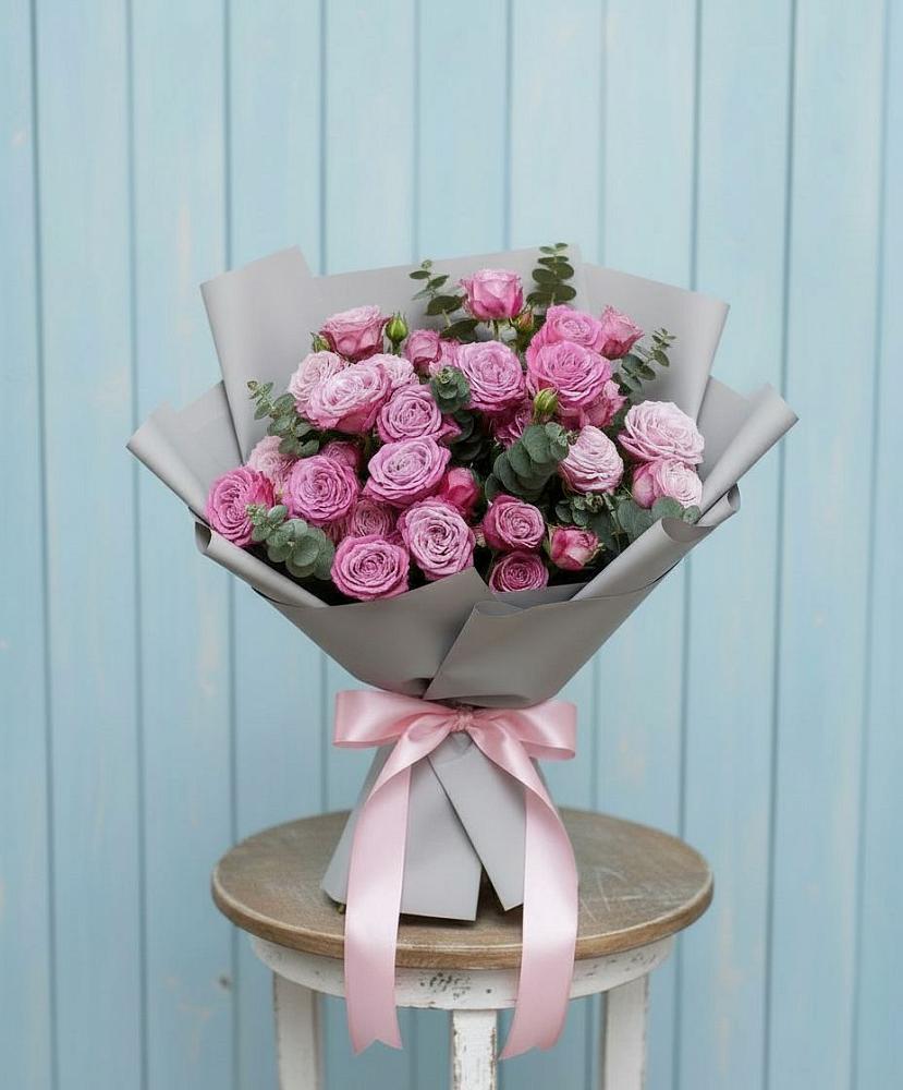 Букет цветов из: Розы в Красном Куте