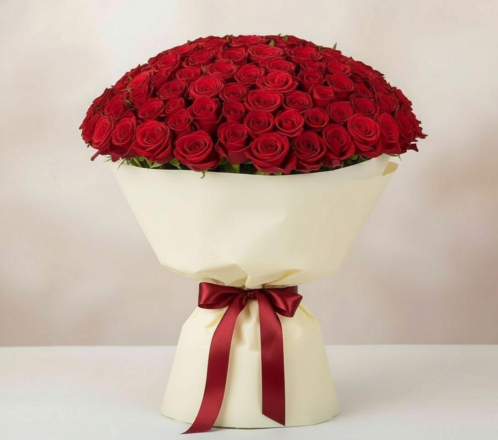 Букет 101 Красная роза Милано в Красном Куте