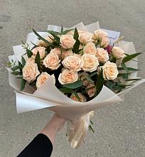 Букет Кремовые розы Латте в Красном Куте