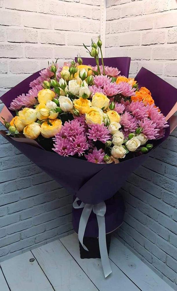 Букет цветов из: Хризантемы и Розы в Красном Куте
