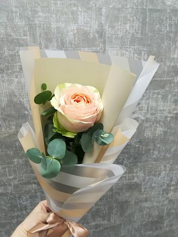 Букет цветов из: Розы в Красном Куте
