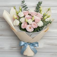Букет цветов из:  Лизиантусы в Красном Куте