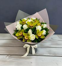 Букет цветов из:  Орхидеи и Розы #REPLACE_PRED# Красном Куте