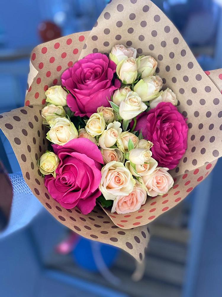 Букет цветов из: Розы в Красном Куте