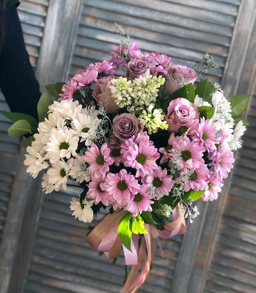 Букет цветов из: Хризантемы и Розы в Красном Куте