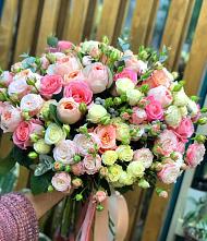Букет цветов из:  Розы #REPLACE_PRED# Красном Куте