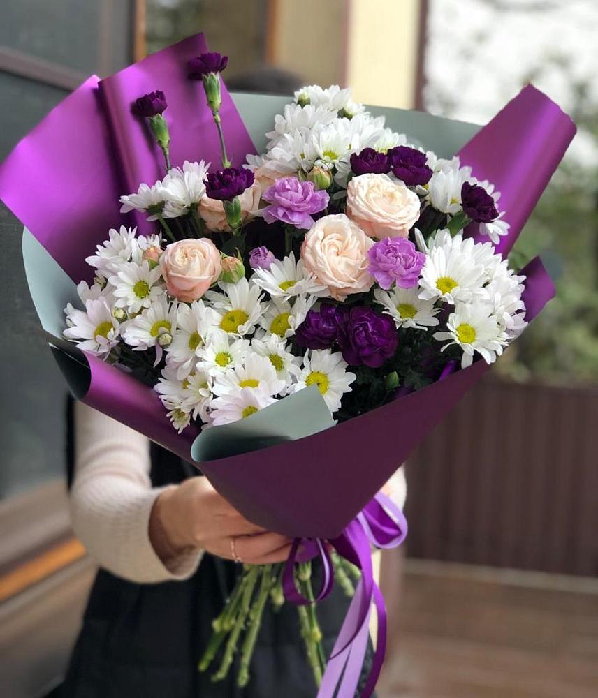 Букет цветов из: Хризантемы, Гвоздики и Розы в Красном Куте