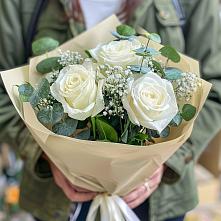 Букет цветов из:  Розы в Красном Куте