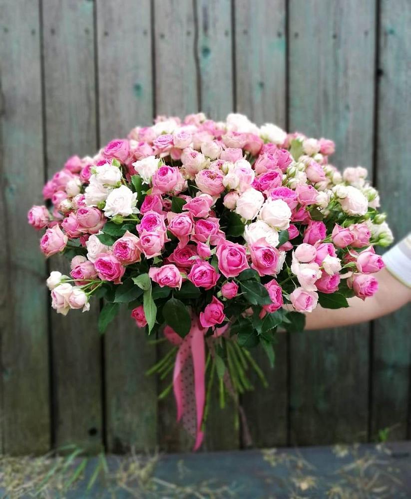 Букет Розовые кустовые розы Натали и Лав Лидия в Красном Куте