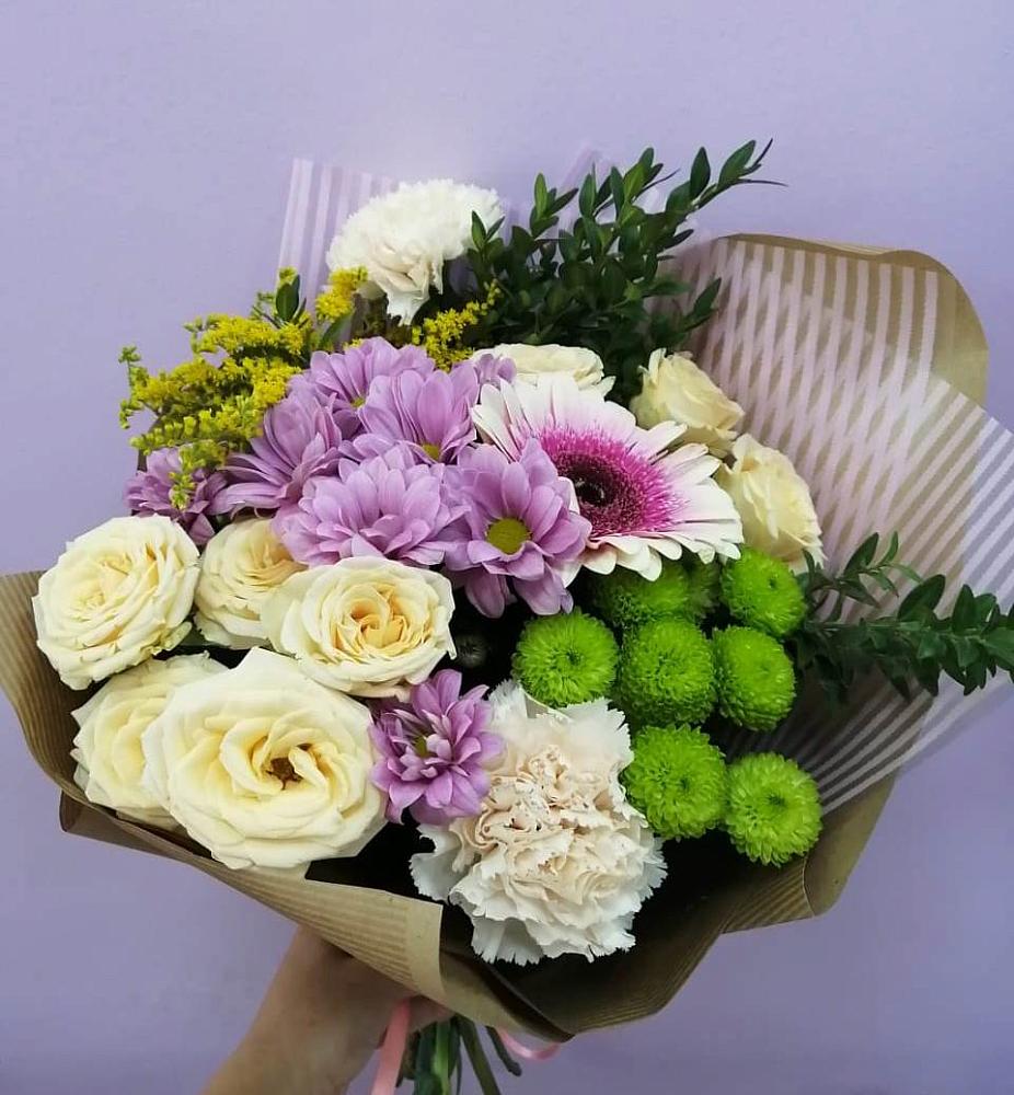 Букет цветов из: Хризантемы, Розы, Гвоздики и Герберы в Красном Куте