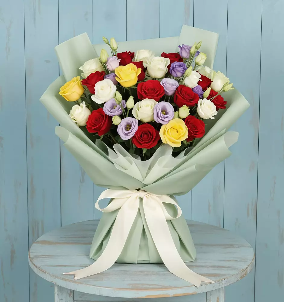 Букет цветов из: Розы в Красном Куте