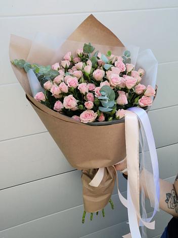 Букет цветов из: Розы в Красном Куте