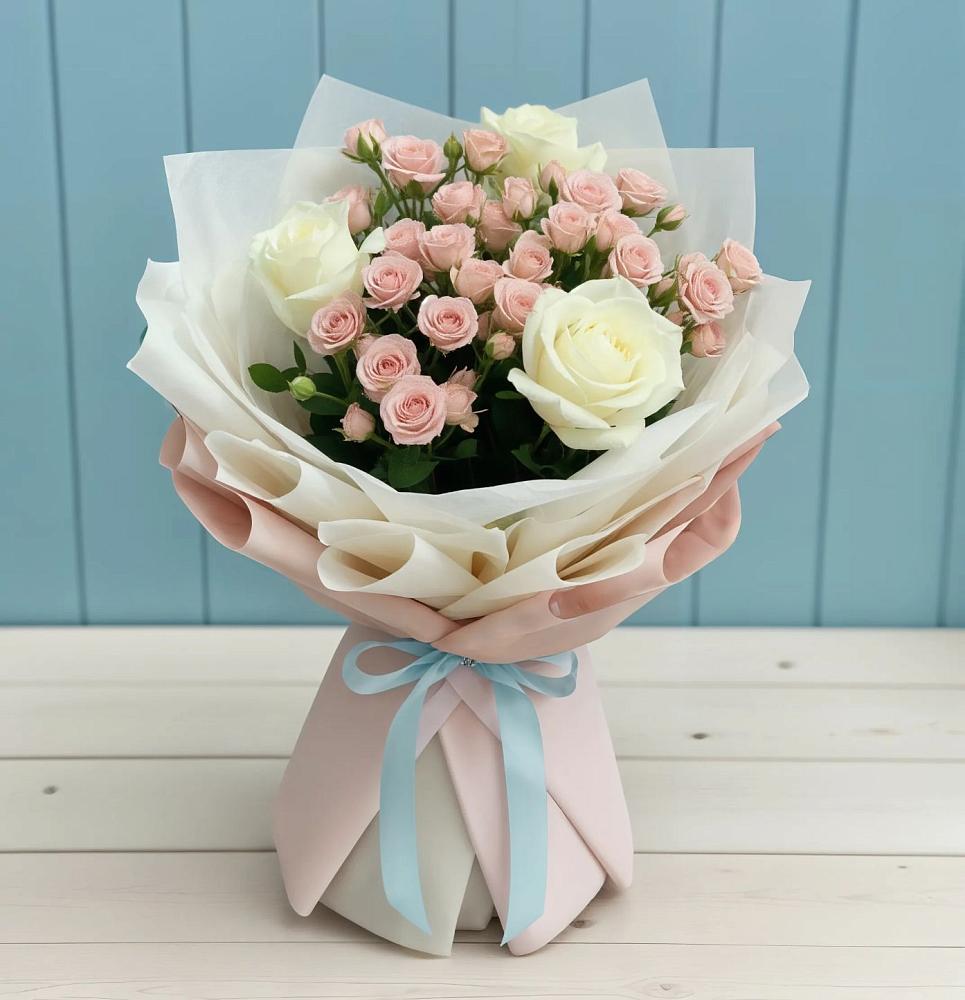 Букет цветов из: Розы в Красном Куте