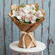 Букет цветов из:  Орхидеи и Розы в Красном Куте